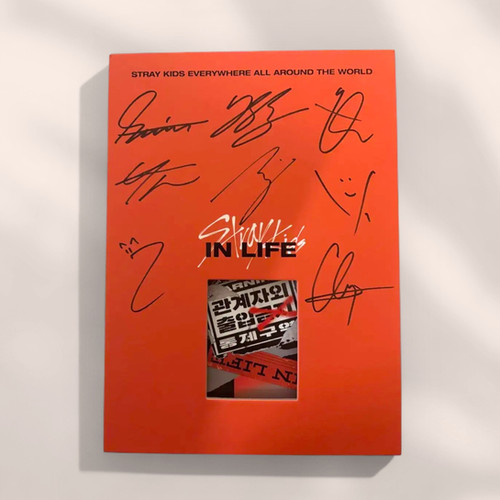 Stray Kids IN LIFE 直筆サイン入りアルバム STRAY KIDS - IN LIFE SIGNED ALBUM | Inspire Me Shop
