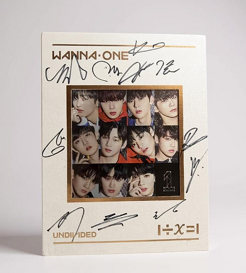 WANNA ONE – '1¹¹=1 (DIVIDED: NOTHING WITHOUT YOU)' SIGNED ALBUM