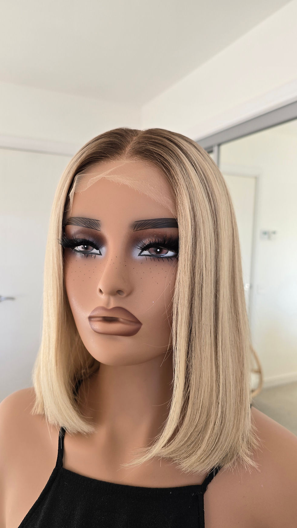 Thumbnail: Tia