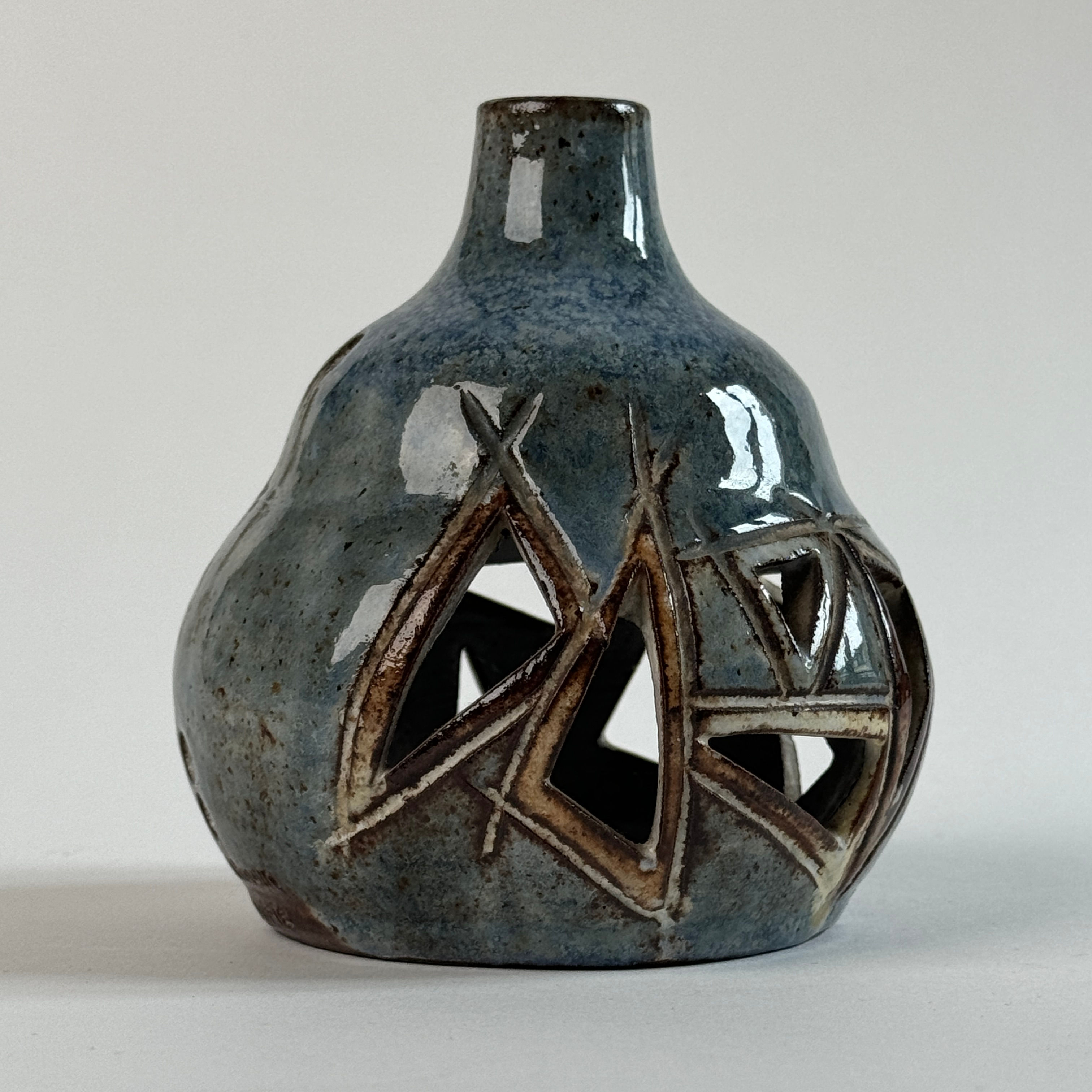 Ceramic lamp by Robert Pérot