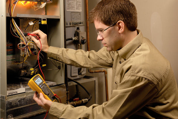 Thumbnail: Fluke 116 Digital HVAC Multimeter
