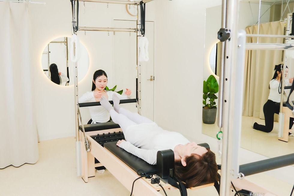 ELCSUM PILATES 中百舌鳥店のスタジオ内観