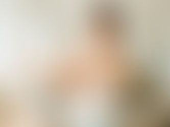 西宮のパーソナルジムで女性がトレーニングしている様子