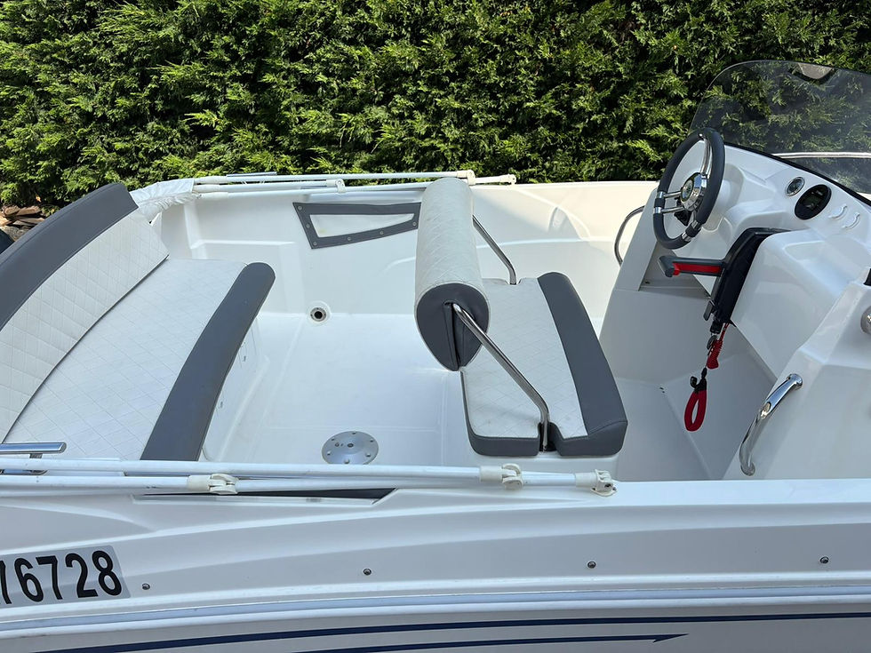 Miniatura: AM 490 Open + Yamaha 40 cv