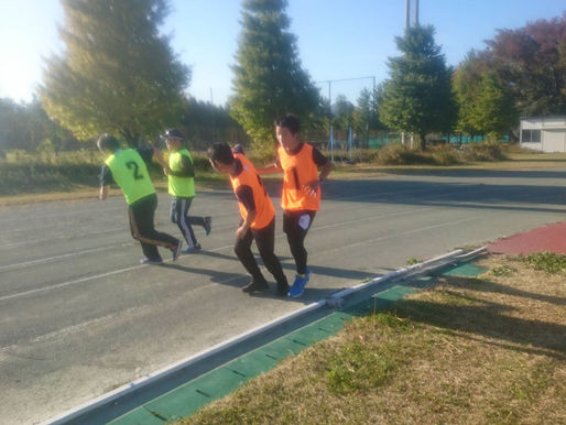 手づくりビブス完成！（陸上プログラム）