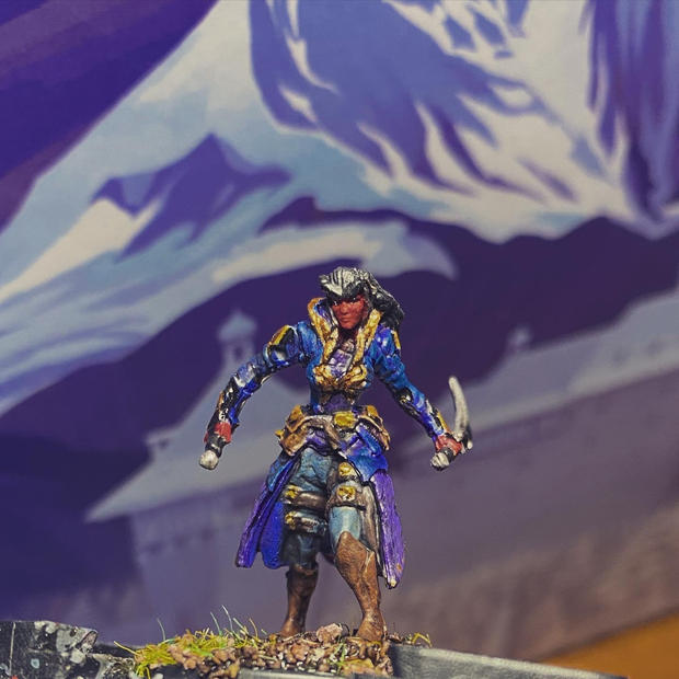 D&D Nolzur's Marvelous Unpainted Minis: W7 Female Tiefling Rogue (back)