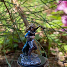 Pathfinder Battles female elf rogue (customized)