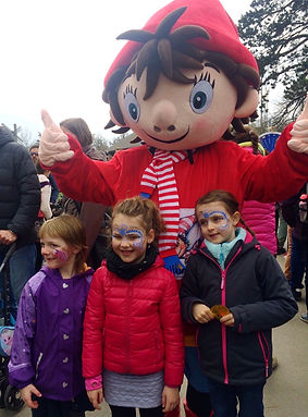 Kinderschminken mit Noddy_bearbeitet.jpe