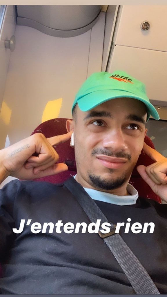 autocollant mister v motif j'entend rien