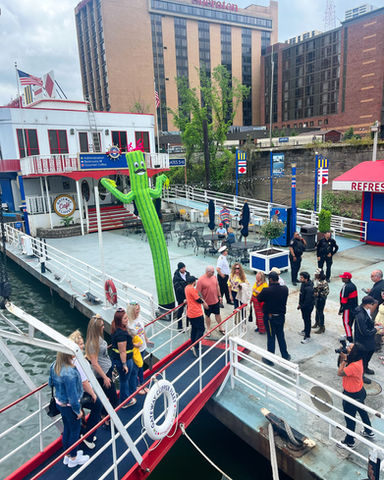 Moe's Fiesta Float: Cinco de Mayo