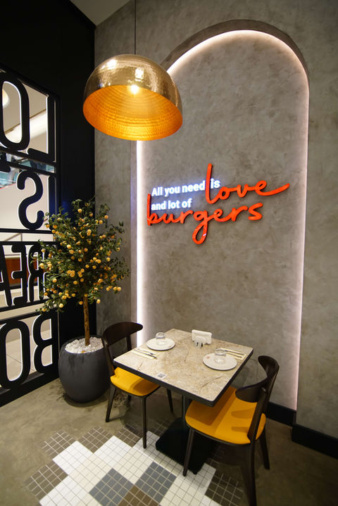czn burak gurme interior