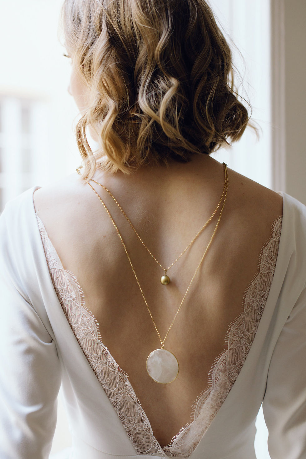 Collier Lilly verso par Solenne Jakovsky