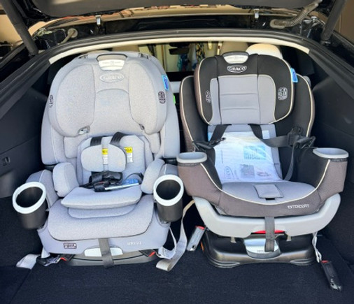 2 car seats