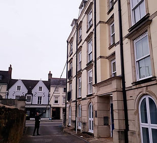 Swindon-Old-Town-Window-Cleaning-Reach-and-Wash-landc-cleaning.jpg