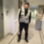 徐仁修背著尿袋仍持續記錄大自然的美。圖/牽猴子 提供
