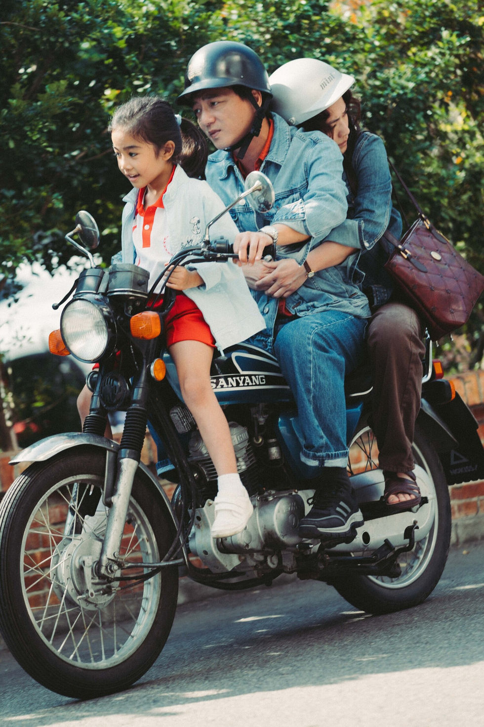 Taiwan's emerging director Pan Keyin's first feature film "My Family Affairs" has been successfully selected for the 2025 Osaka Asian Film Festival competition unit and will have its world premiere at the film festival.