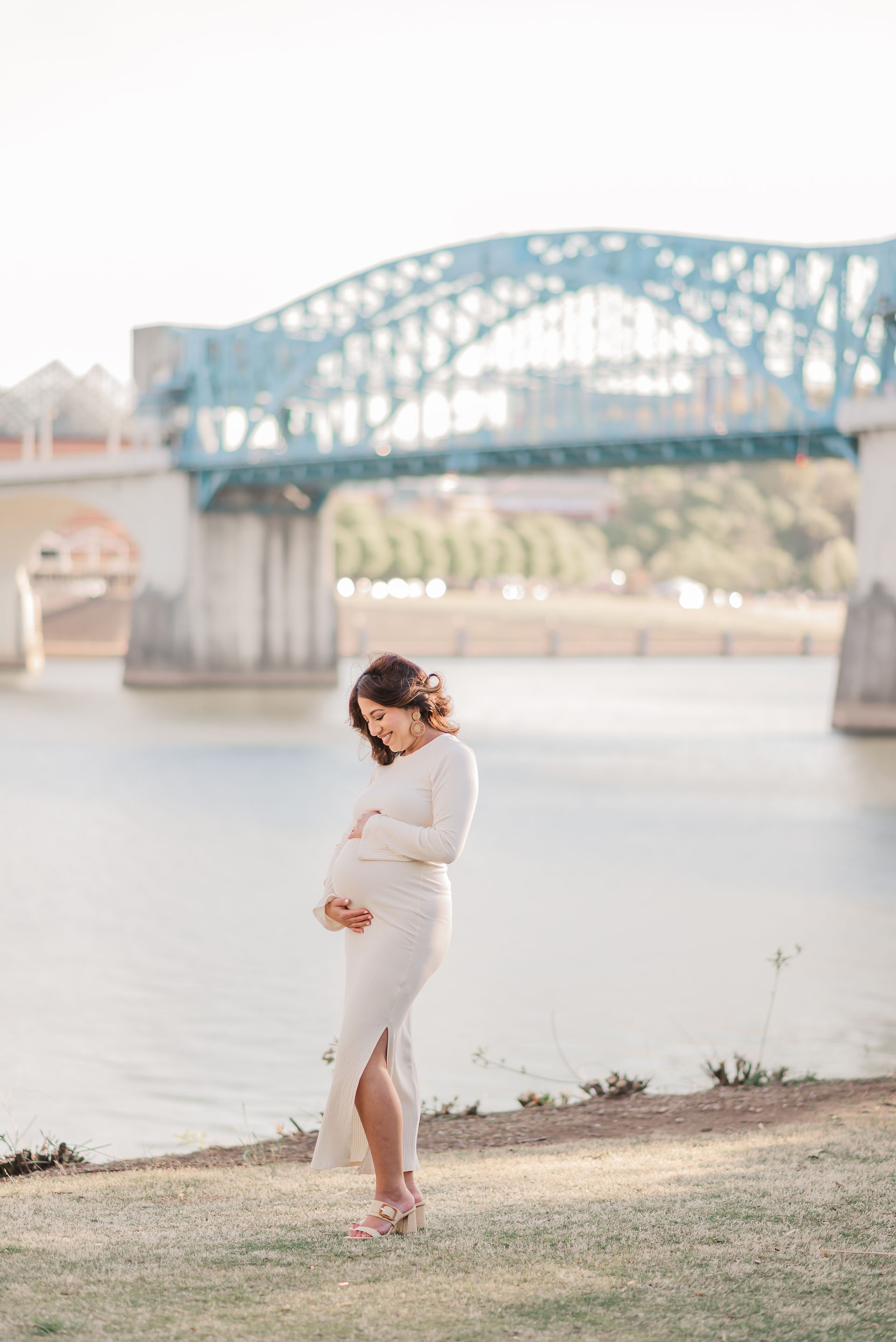 Downtown Chattanooga Waterfront Maternity Session featuring Coolidge Park and the Hunter Museum 24 Hour Terrace