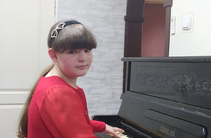 Категория 1 учасник Шаповалова Єлизавета