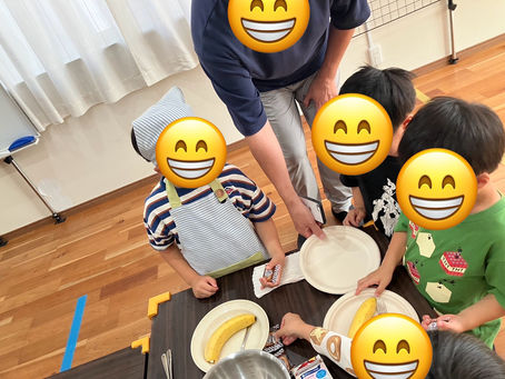 🍓本日はお楽しみおやつレク🍌
みんな大好き!クレープ作りDAY🎉