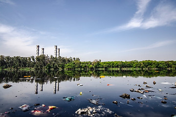 Effondrement et pollution.
