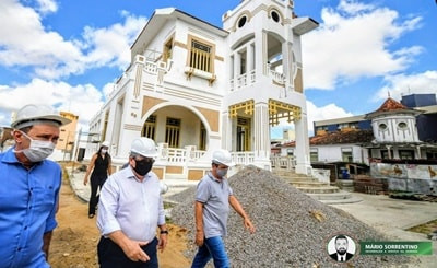 João Azevêdo inspeciona obras de mobilidade urbana e equipamentos culturais e de segurança em JP