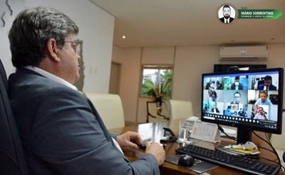 João Azevêdo discute distribuição de vacinas e medicamentos em reunião com governadores e ministr...
