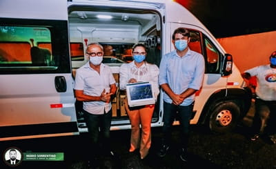 Cícero Lucena acompanha chegada de novos equipamentos para ampliação de leitos de UTI na Capital