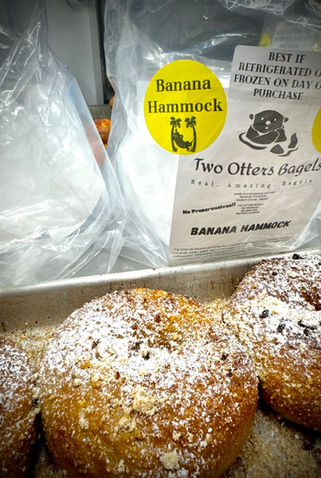 Two Otters Bagels at the Redding Farmers Markets (photo 3 of 8)