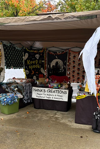 Nana's Creations at the Redding Farmers Markets (photo 2 of 6)