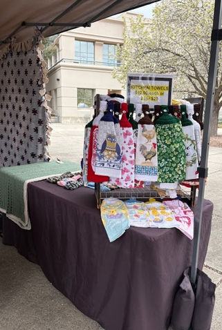 Nana's Creations at the Redding Farmers Markets (photo 4 of 6)