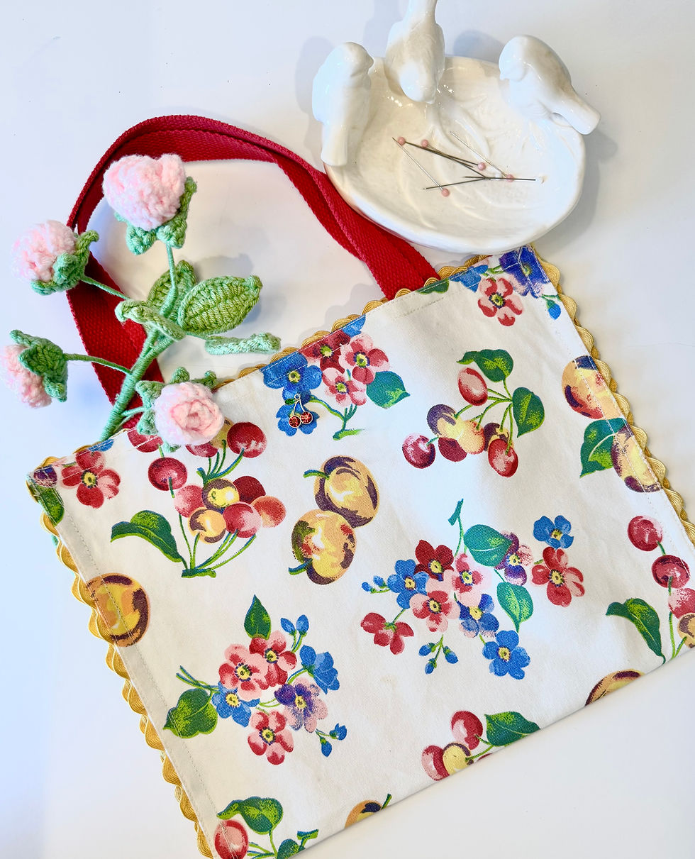 A Home to Keep: DIY! Analog Tote
