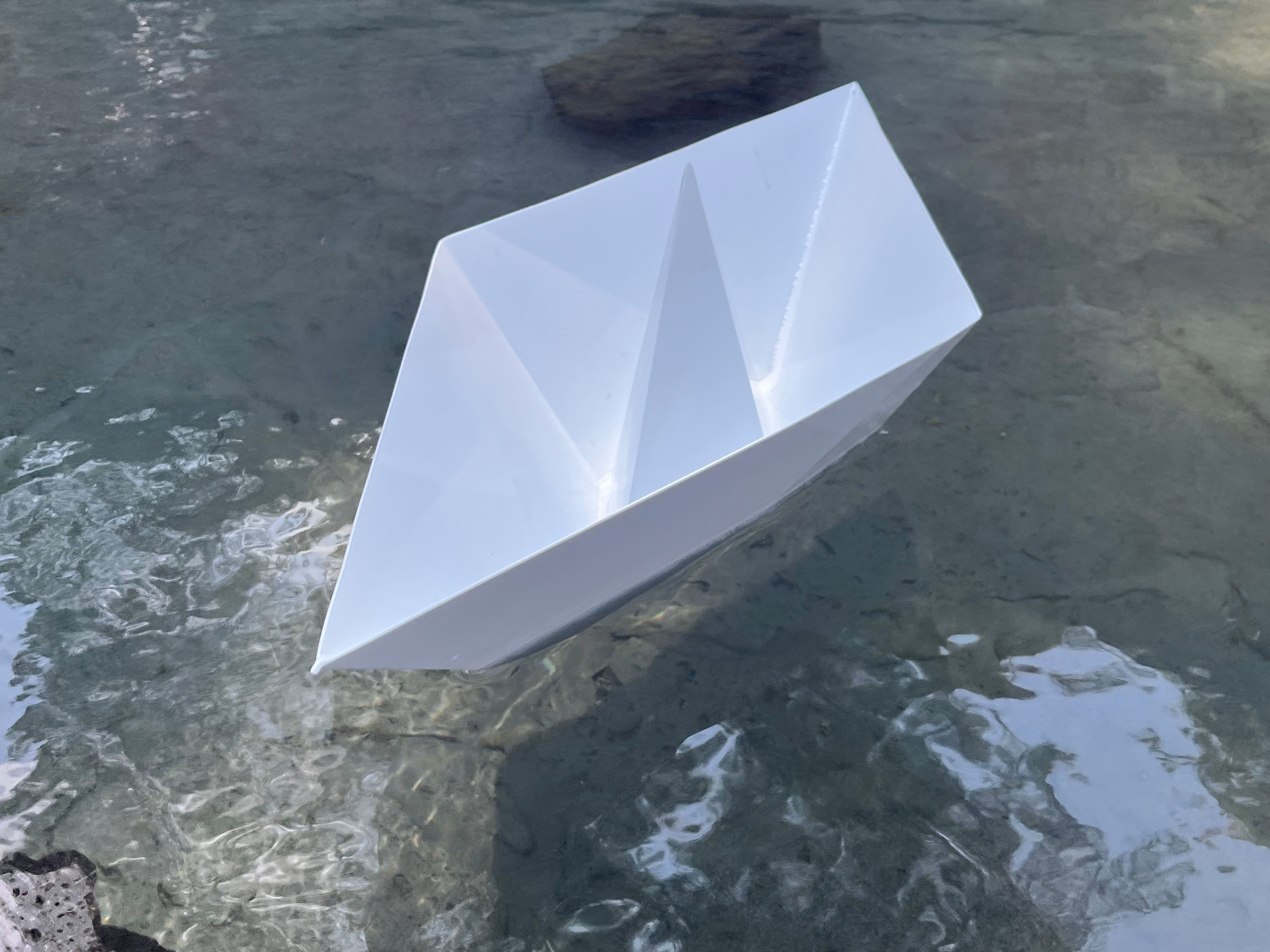 PAPER BOAT 01