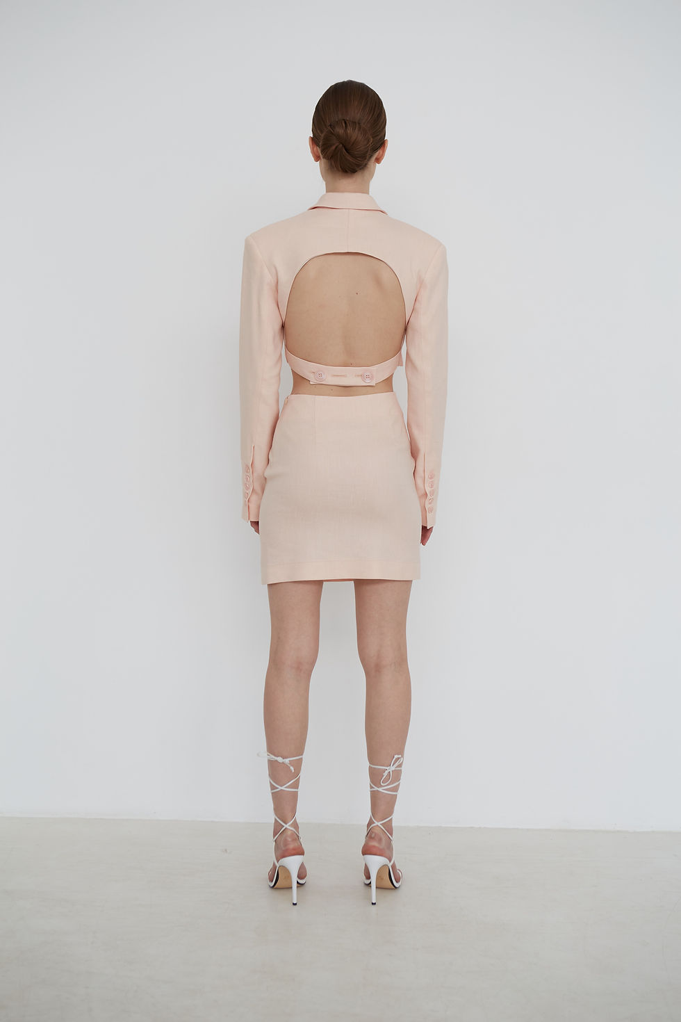 Thumbnail: Юбка-мини на пуговицах