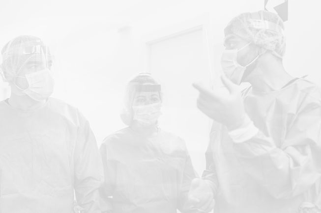 doctors-preparing-for-surgical-operation-in-hospit-2021-09-03-15-36-20-utc_edited.jpg