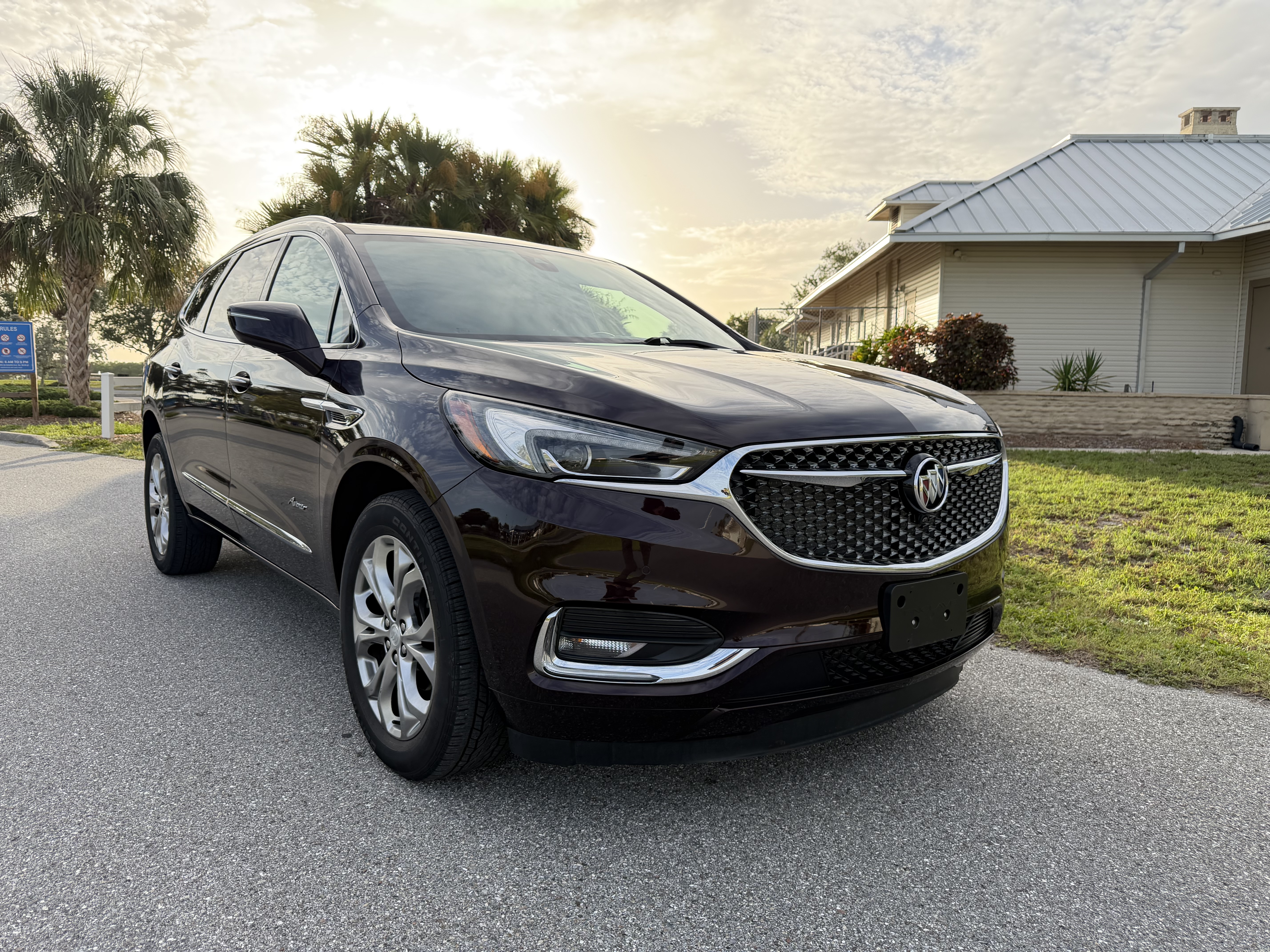 2021 Buick Enclave Avenir - Photo 2