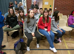 60357912_594847030997794_537283868381046