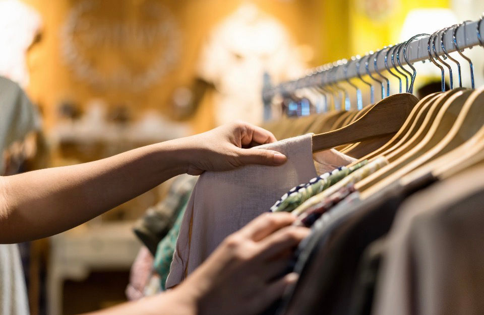 8月のご予約可能日とセール品の売れ残りの共通点