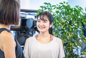 ヨガとピラティスの違いはなに？それぞれどんな人が向いている？