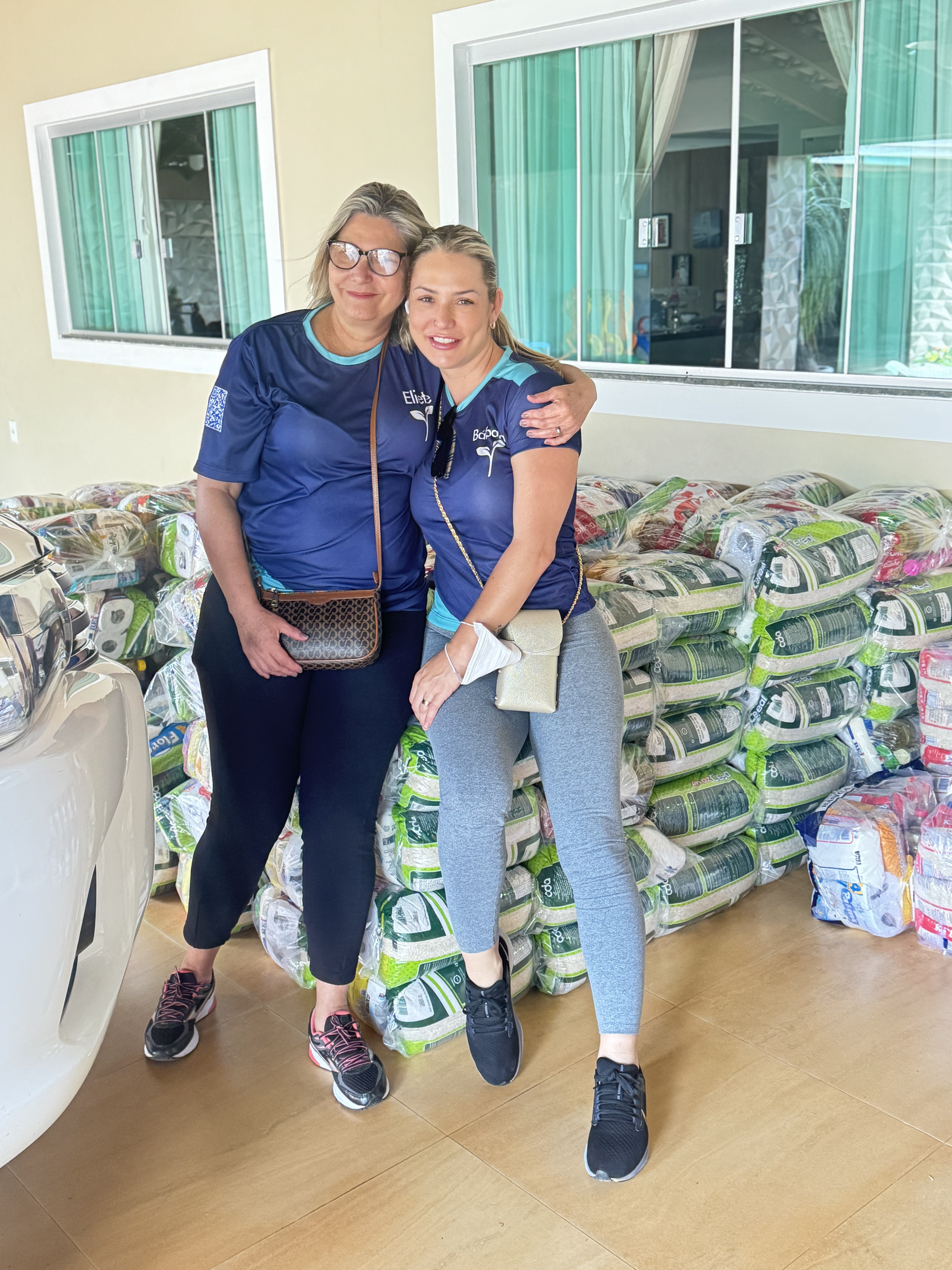 Doações reunidas antes da entrega