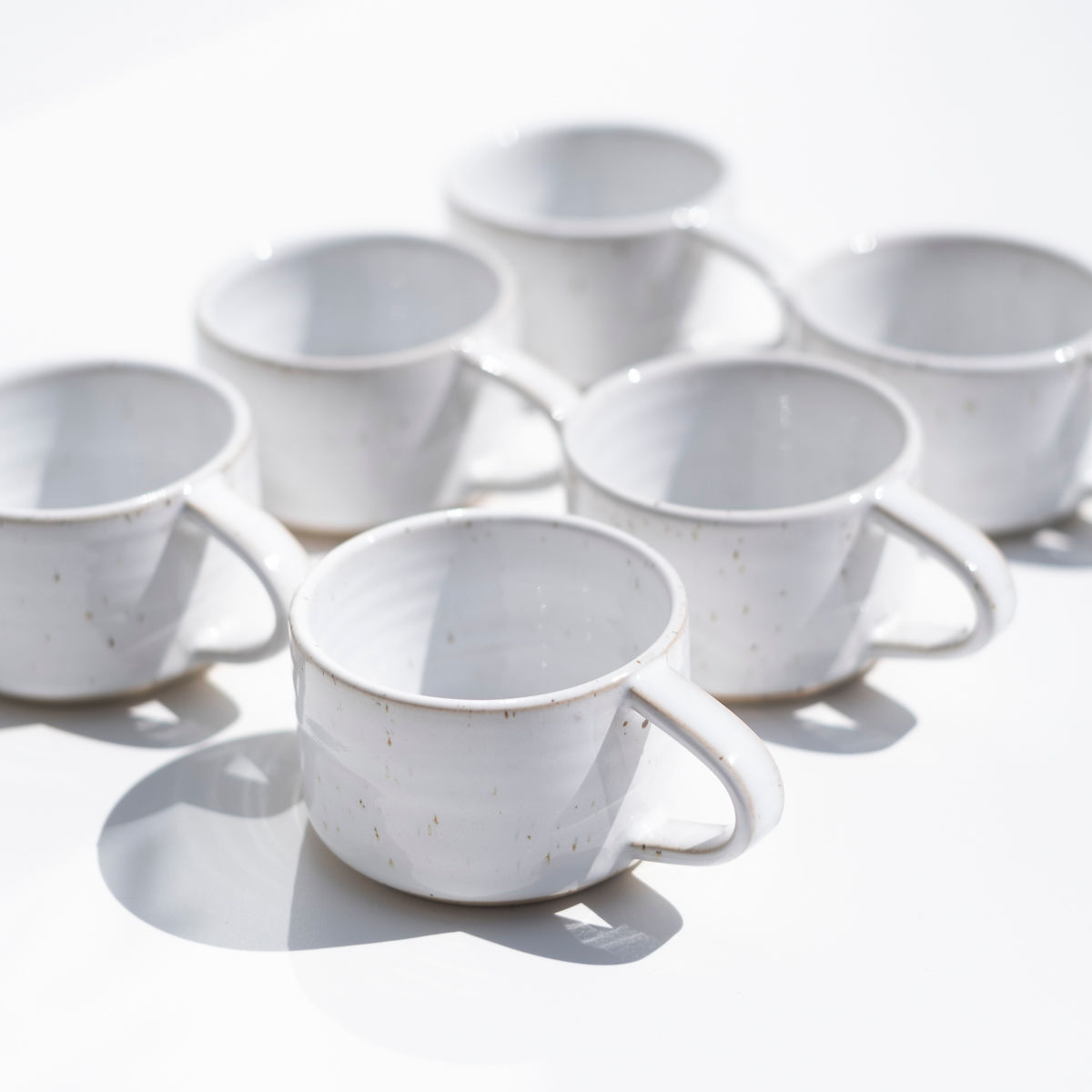 Espressotässchen "Punkte Weiß glänzend"