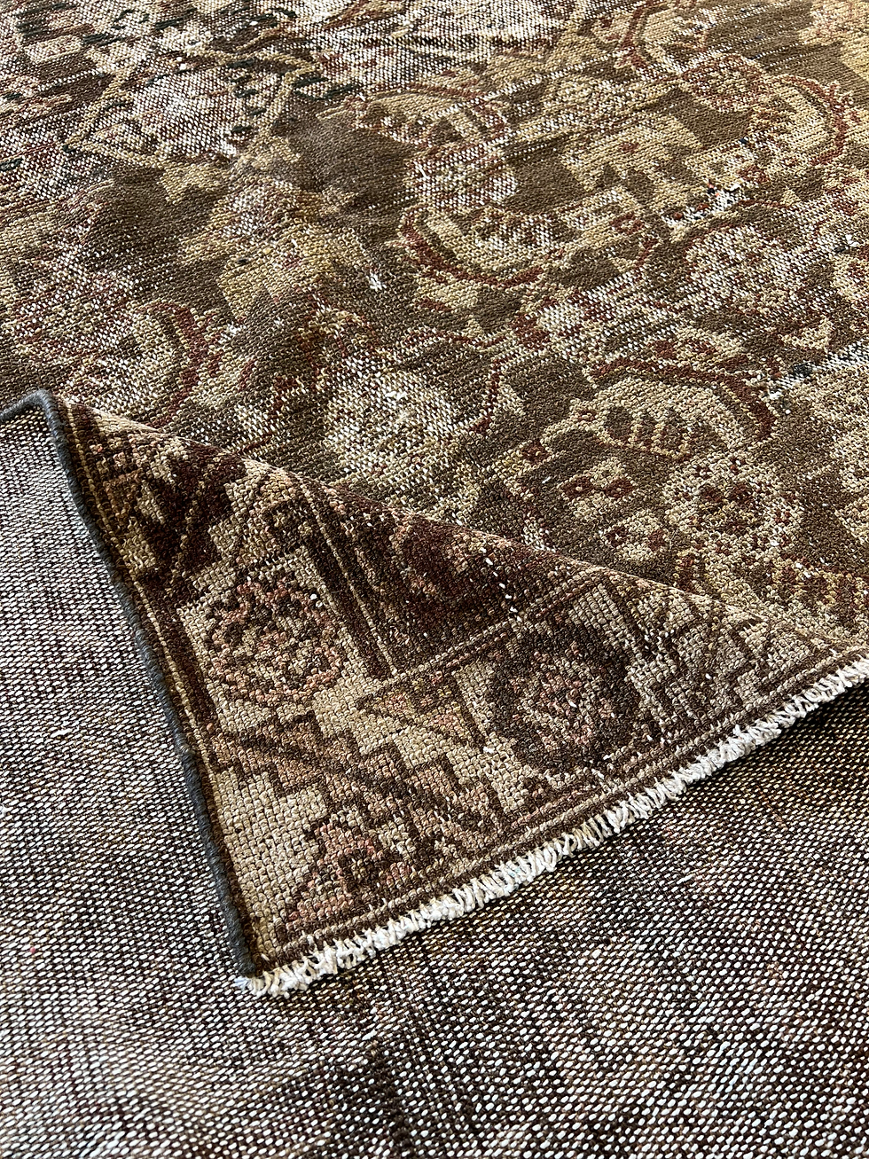 Thumbnail: Vintage Bakhtiar Wool Rug