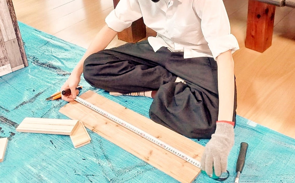 正確にサイズを測る工程…