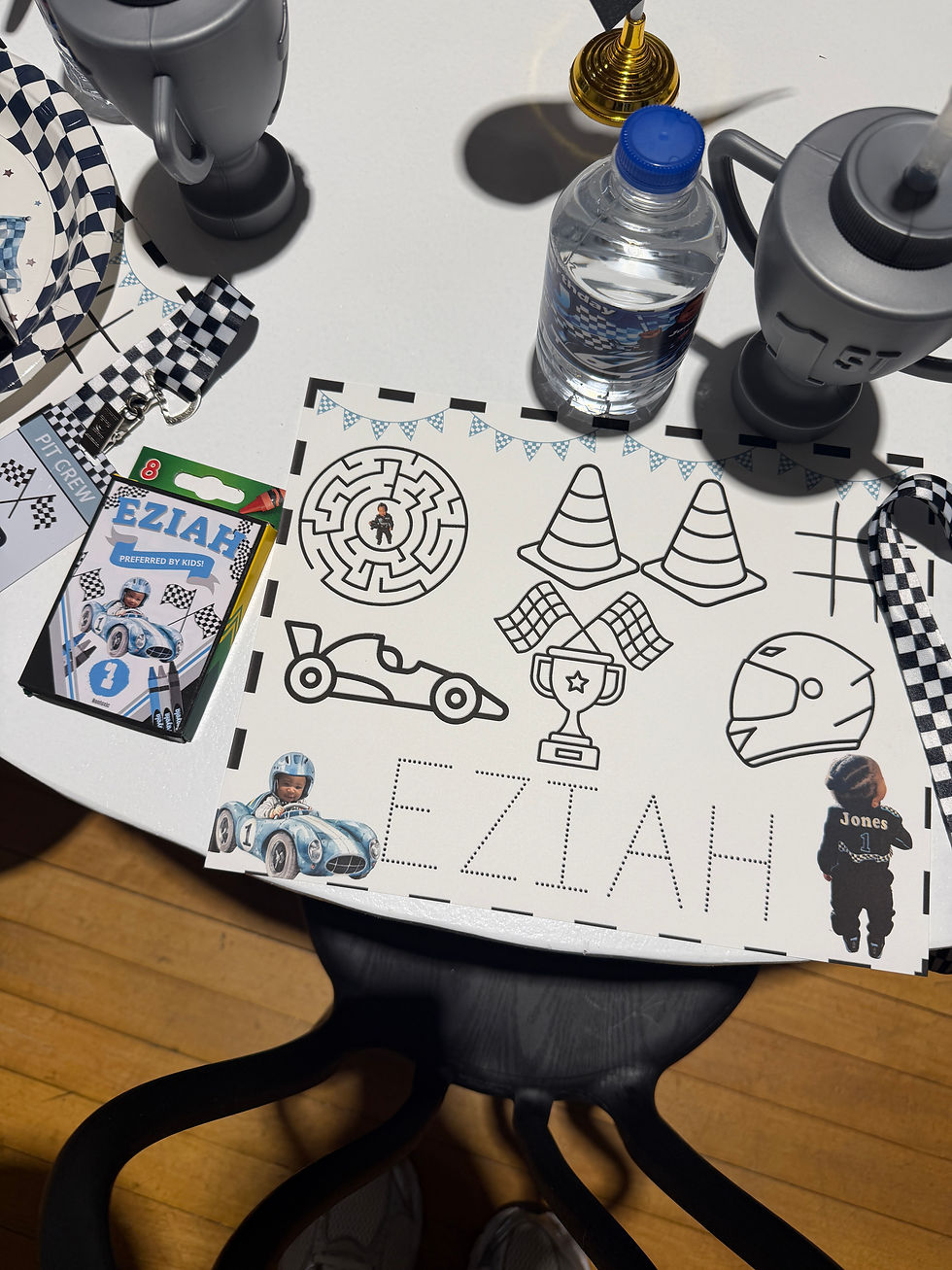 Thumbnail: Coloring Sheet w/Crayons