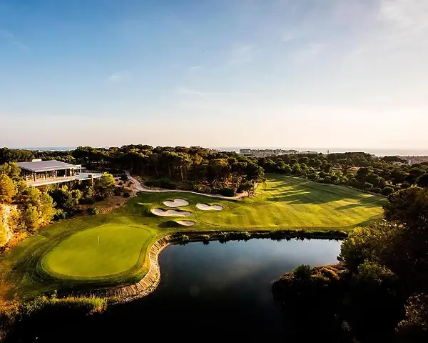infinitum-golf-picture.jpg.webp