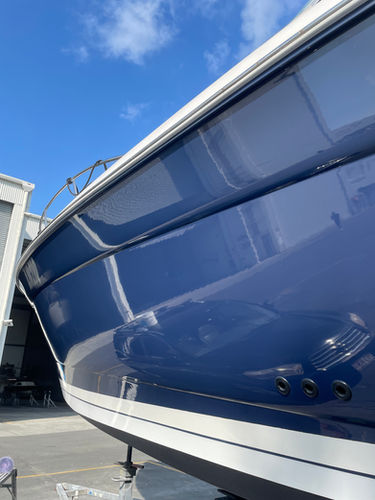 Boat hull cut and polish gold coast
