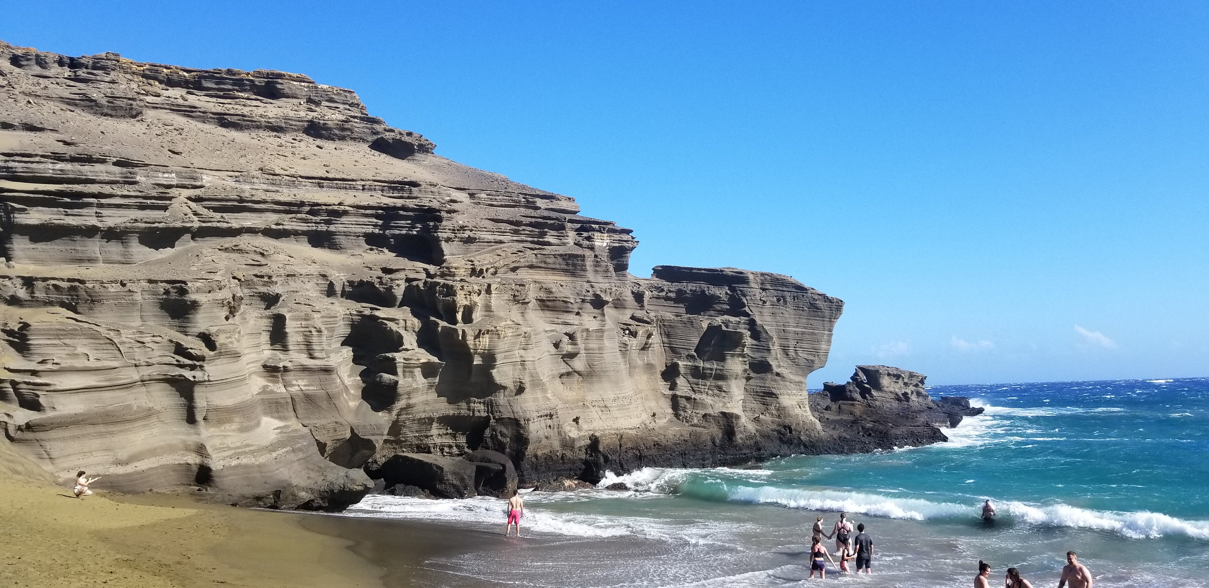 Papakolea Beach/ Green Sand Beach