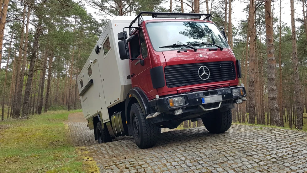 Mercedes Benz NG 80 4x4 Expeditionsfahrzeug.