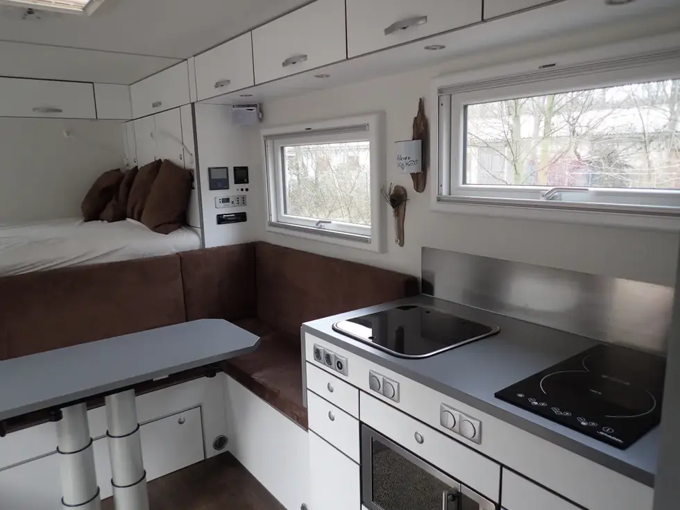 Mercedes Benz NG 80 4x4 Expeditionsfahrzeug. Wohnraum