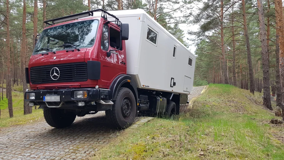 Mercedes Benz NG 80 4x4 Expeditionsfahrzeug.