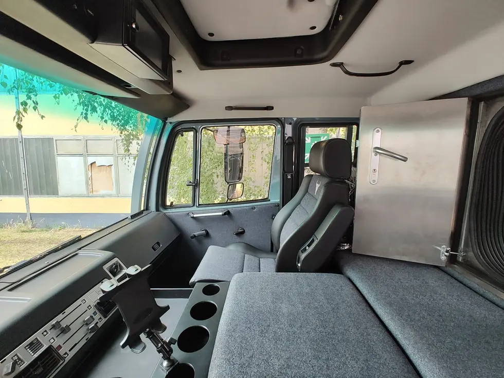 Steyr 12M21 4×4 Expeditionsfahrzeug. Fahrerhaus